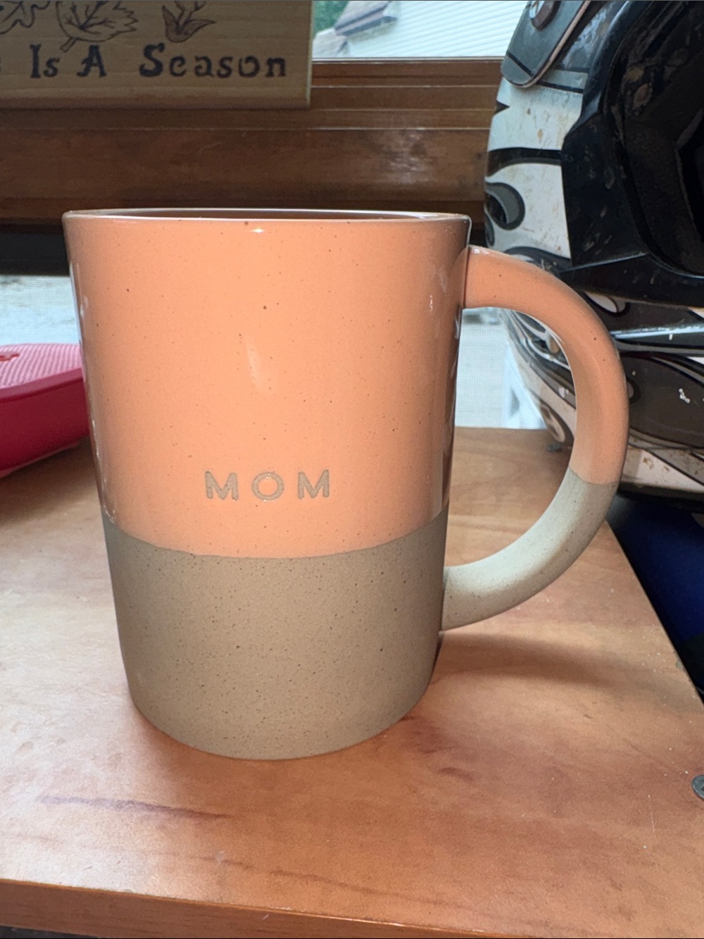 5/$10 Room Essentials MOM Two-Tone Ceramic Mug in Peach and Beige